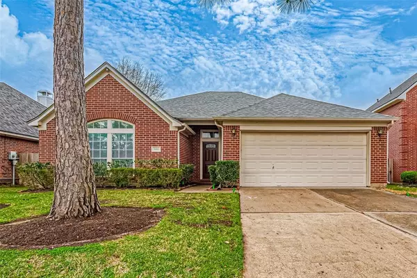 3610 Brookstone CT, Pearland, TX 77584