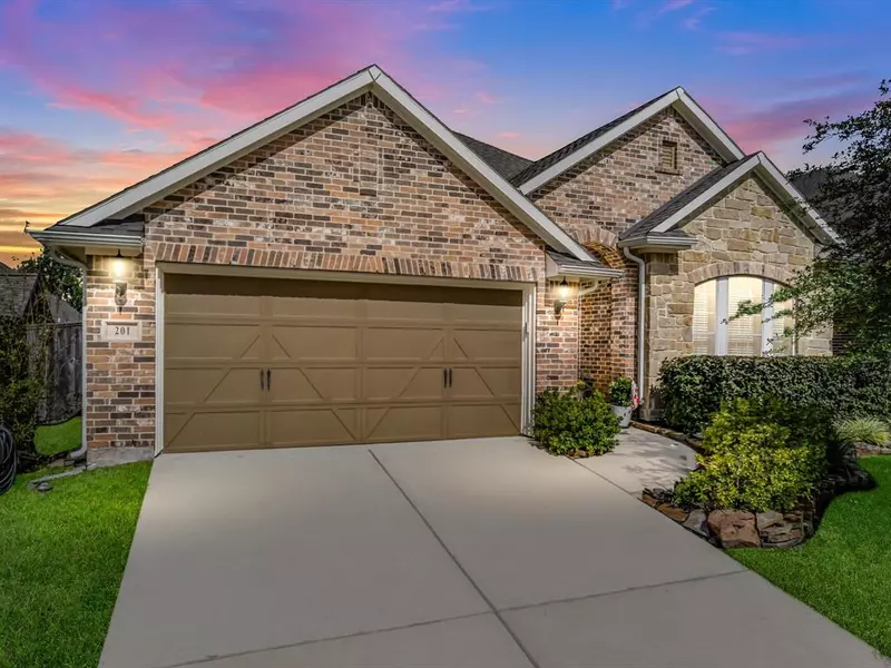 201 Trillium Park LOOP, Conroe, TX 77304