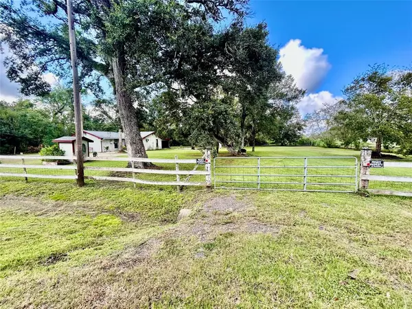 Brazoria, TX 77422,17724 County Road 858