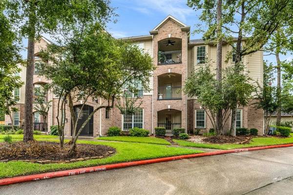 6607 Lake Woodlands DR #512, The Woodlands, TX 77382