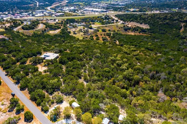 151 Mesa Vista LN, Kerrville, TX 78028