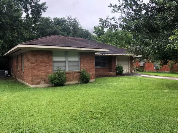 4106 Woodshire ST, Houston, TX 77025