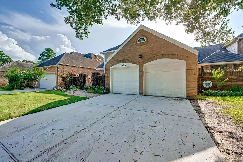 Houston, TX 77055,1627 Gingerleaf LN