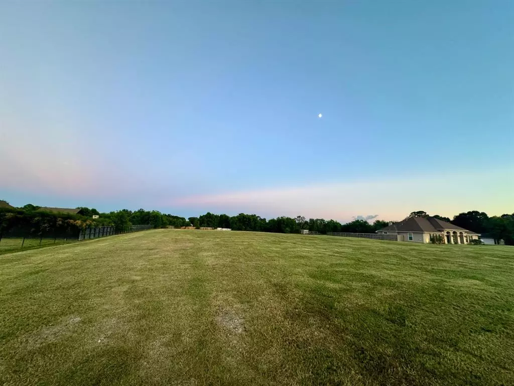 Groves, TX 77619,0000 Garner ST