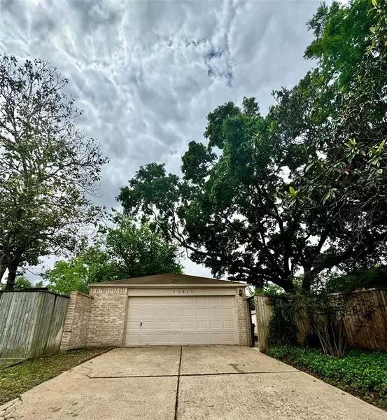 10911 Indian Vista DR, Houston, TX 77064