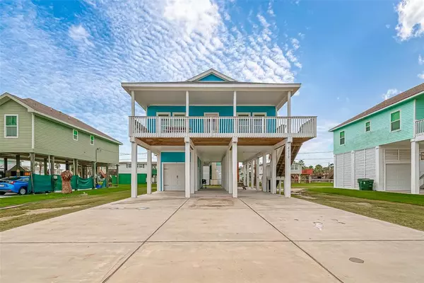 4019 Mason DR, Galveston, TX 77554