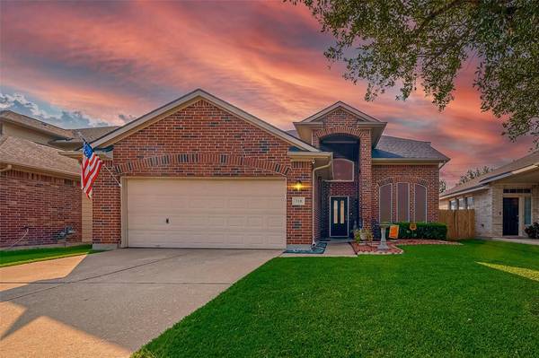 718 Pickett Hill LN, Rosenberg, TX 77469