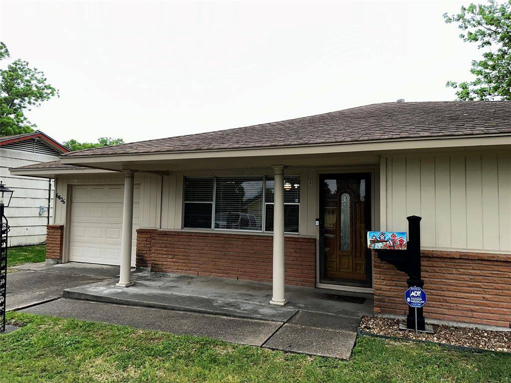 6426 Feldspar ST,  Houston,  TX 77092
