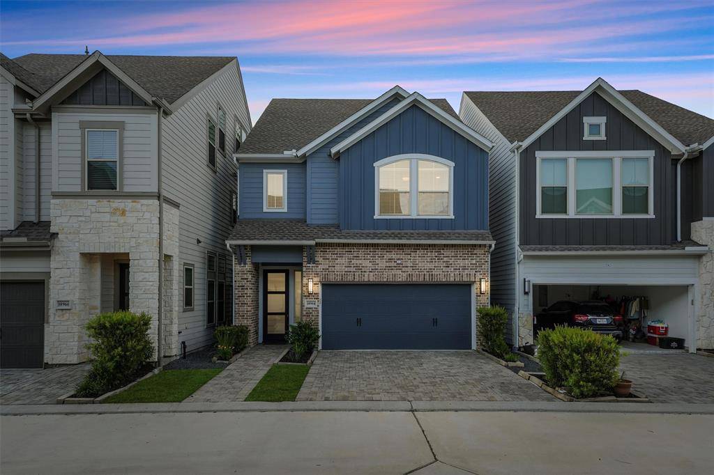 10964 Swang Link DR, Houston, TX 77043