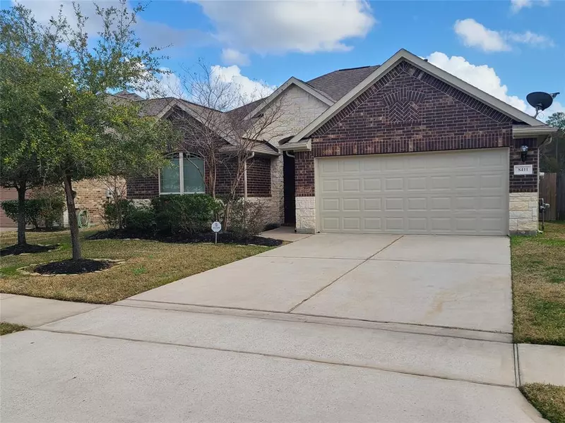 8411 Greenridge Manor LN, Spring, TX 77389