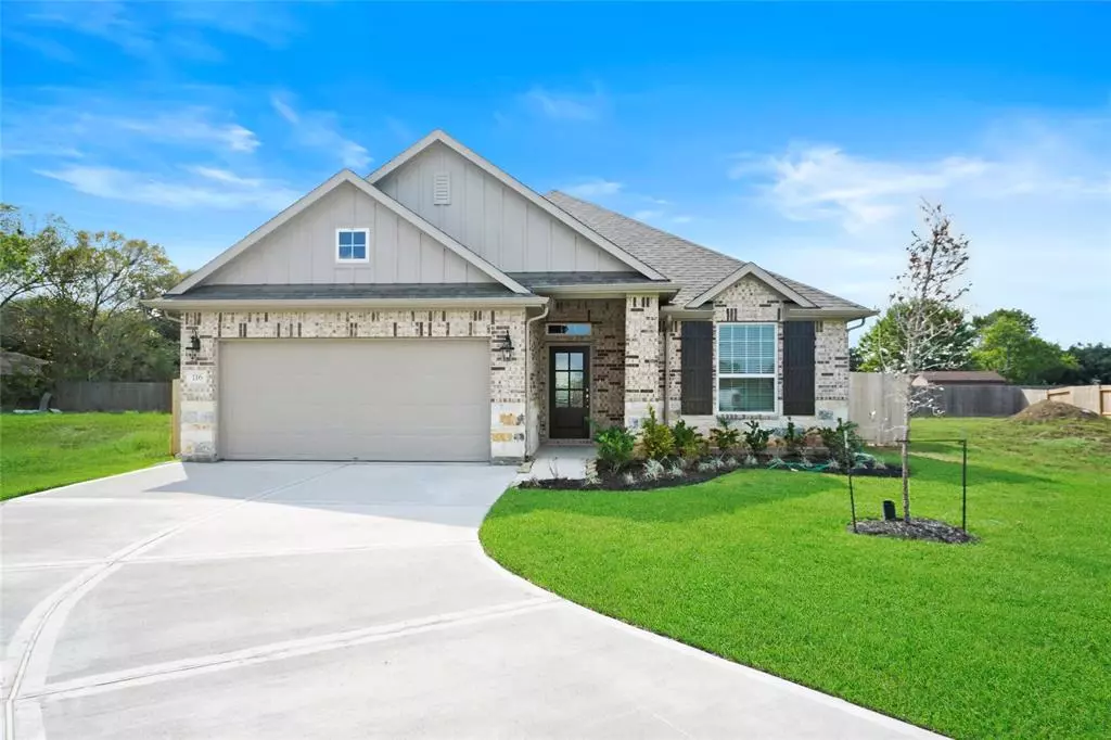 Angleton, TX 77515,116 Bayou Bend CT