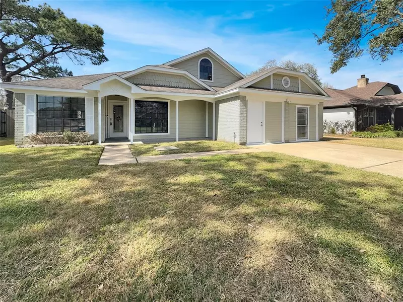 3401 Park Shadow LN, Deer Park, TX 77536