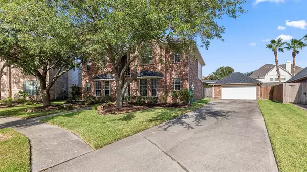 207 Whitehall CIR, League City, TX 77573