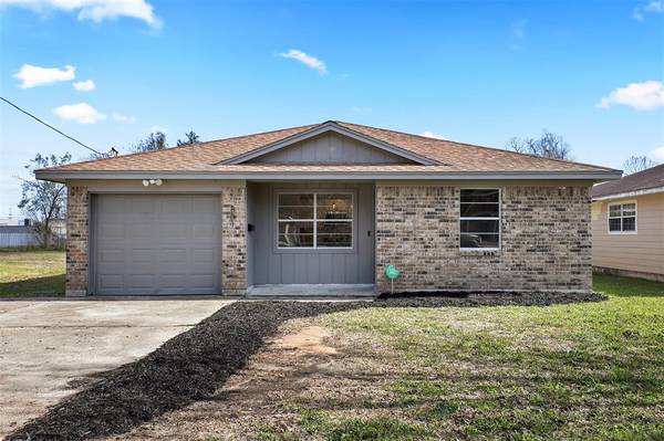 801 Hudler ST, La Marque, TX 77568