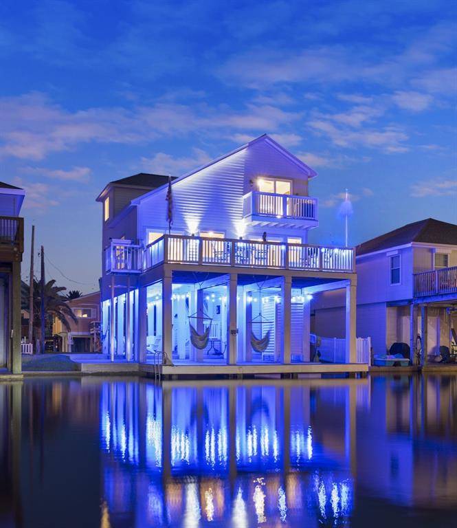 16710 Tahiti WAY, Jamaica Beach, TX 77554