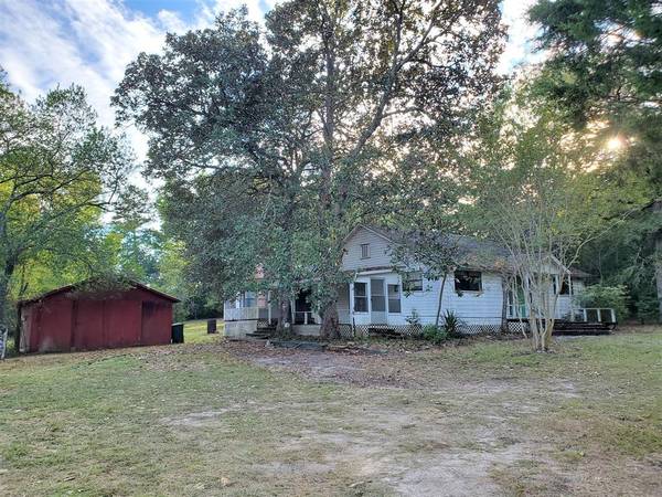 87 Sturrock Drive, Colmesneil, TX 75938