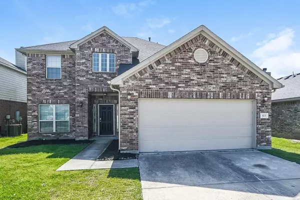 323 Sea Mist LN, Bacliff, TX 77518