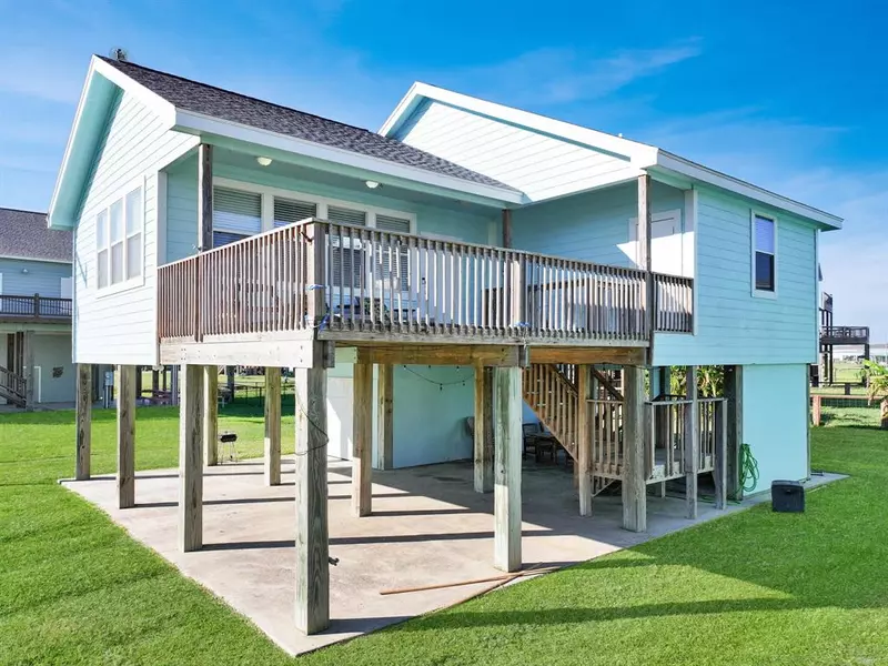 836 Eastview, Crystal Beach, TX 77650