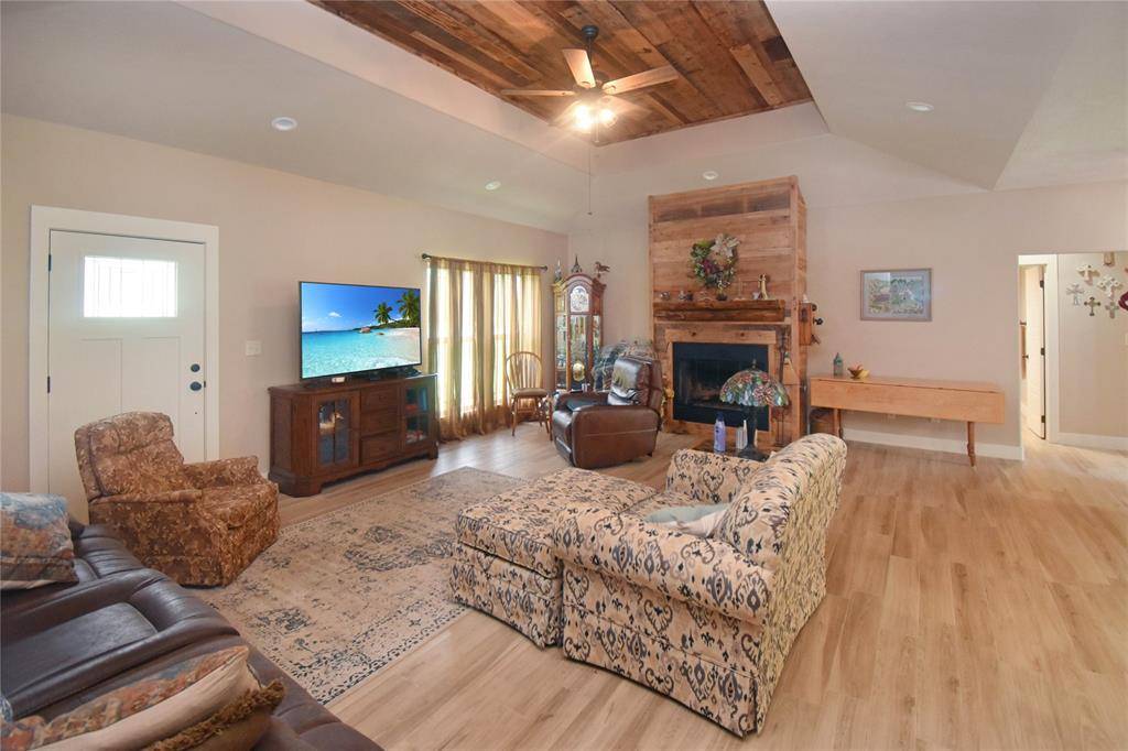 Warren, TX 77664,115 Pr 5250