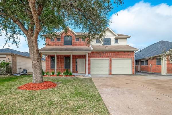 3914 Teal Run Meadows DR, Fresno, TX 77545