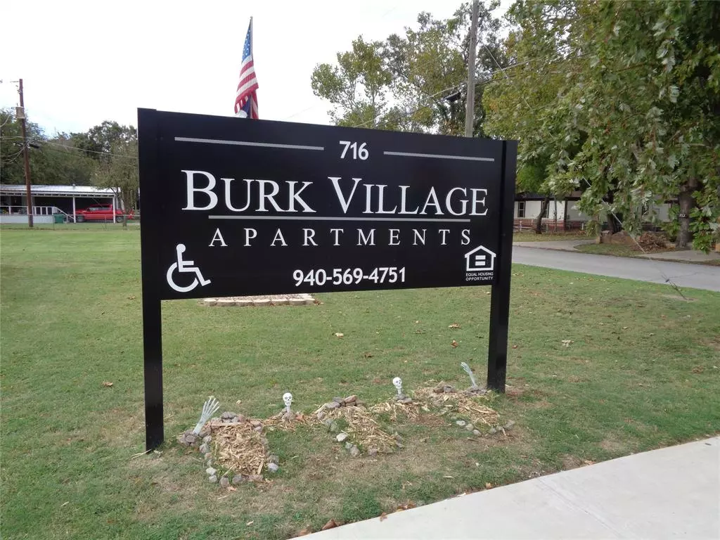 Burkburnett, TX 76354,716 Park ST