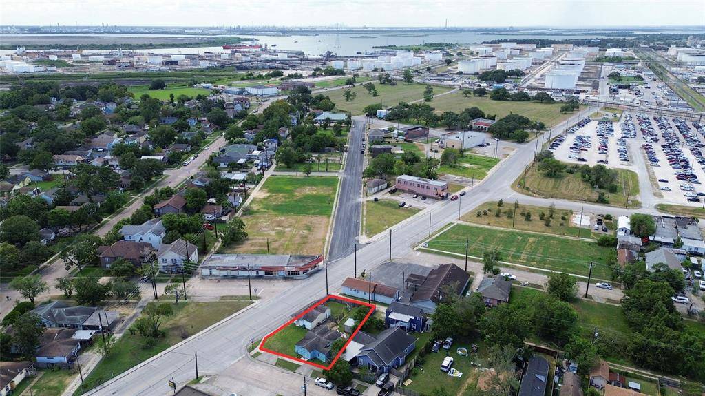 3204 Market ST, Baytown, TX 77520