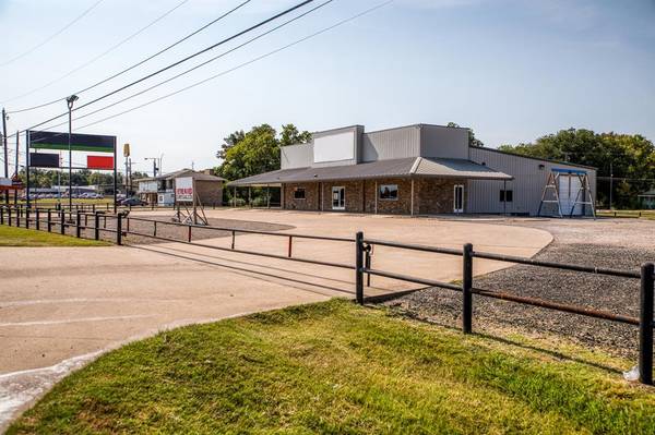 185 N HWY 36, Caldwell, TX 77836