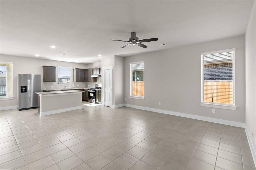 15214 Prairie Mill DR, New Caney, TX 77357