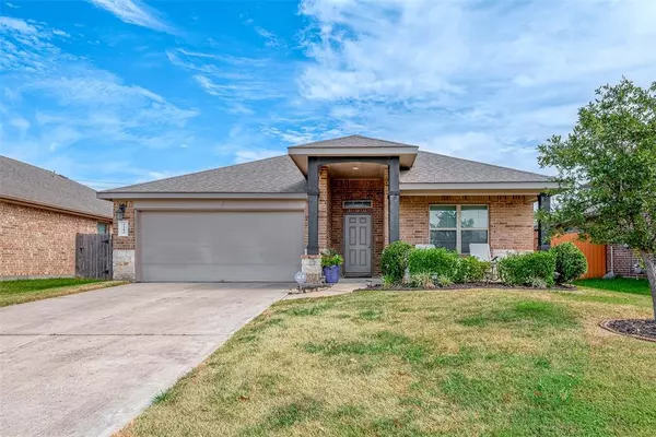 3102 Specklebelly DR, Baytown, TX 77521