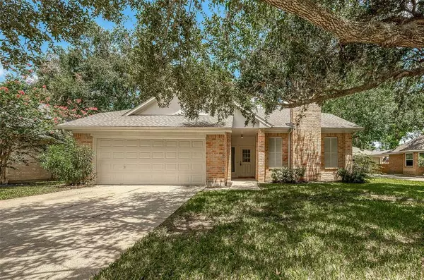 523 Hillary CIR,  Sugar Land,  TX 77498