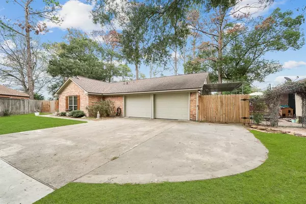 Angleton, TX 77515,4 Pine View DR