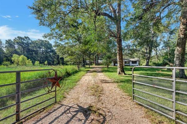 Splendora, TX 77372,980 County Road 3731