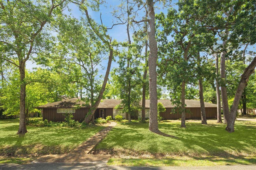 3 Valley Forge DR, Bunker Hill Village, TX 77024