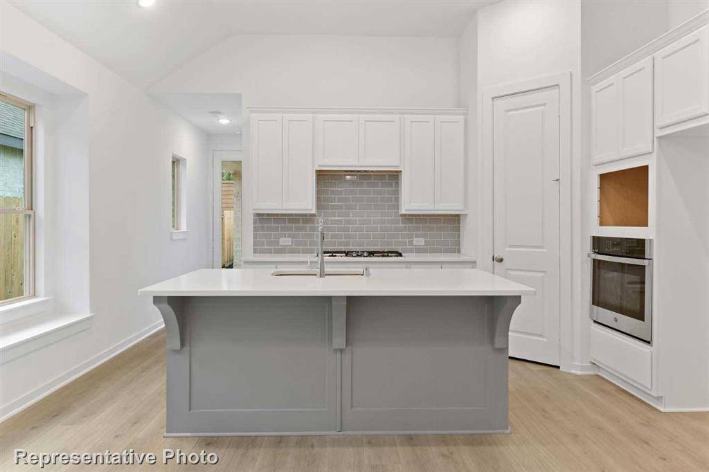 Porter, TX 77365,8906 Blackwoods CT