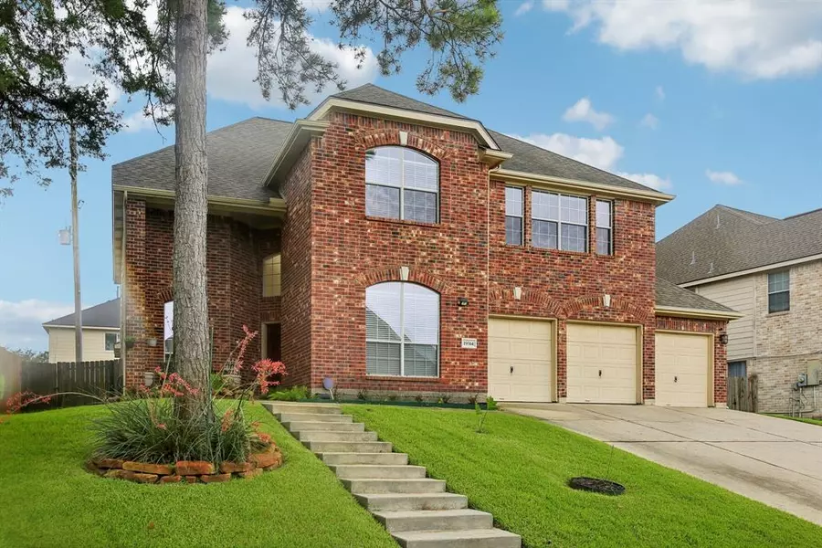 19314 Aquatic DR, Houston, TX 77346