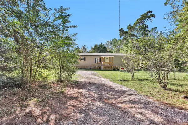 10161 Pollard RD #1, Willis, TX 77318