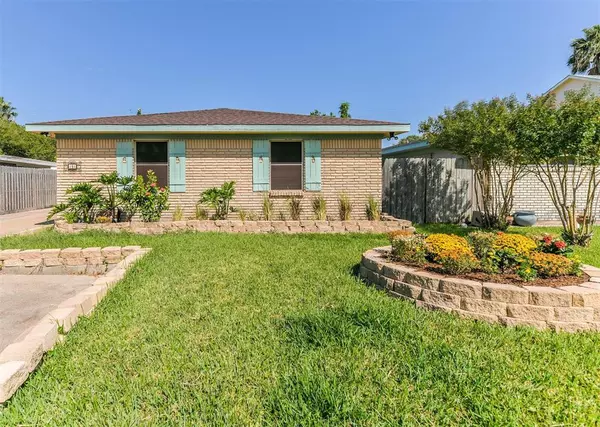 24 San Jacinto DR, Galveston, TX 77550