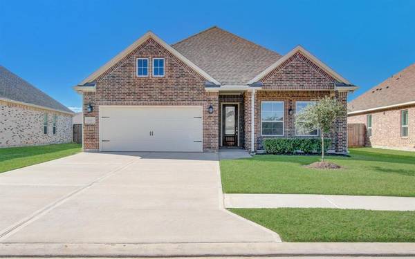 610 Rain Cloud DR, Baytown, TX 77523