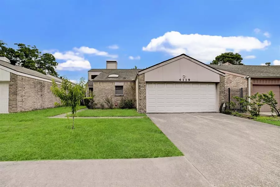 4119 Wildacres DR, Houston, TX 77072