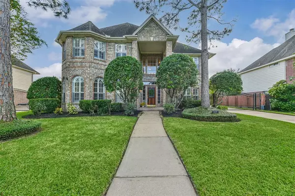 1414 Pine Meadow CT, Pearland, TX 77581