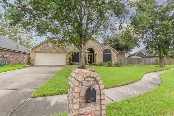 1410 Sweet Stone CT, Pasadena, TX 77586