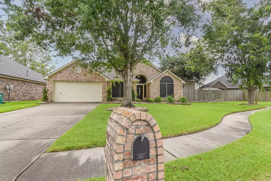 1410 Sweet Stone CT, Pasadena, TX 77586