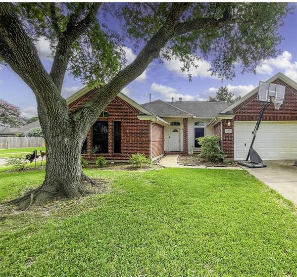 1813 Barretts Glen DR, Pearland, TX 77581