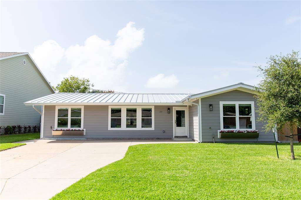 122 Mackeral ST, Galveston, TX 77550