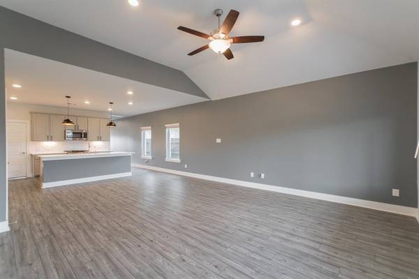 10607 Whitejacket, Conroe, TX 77385