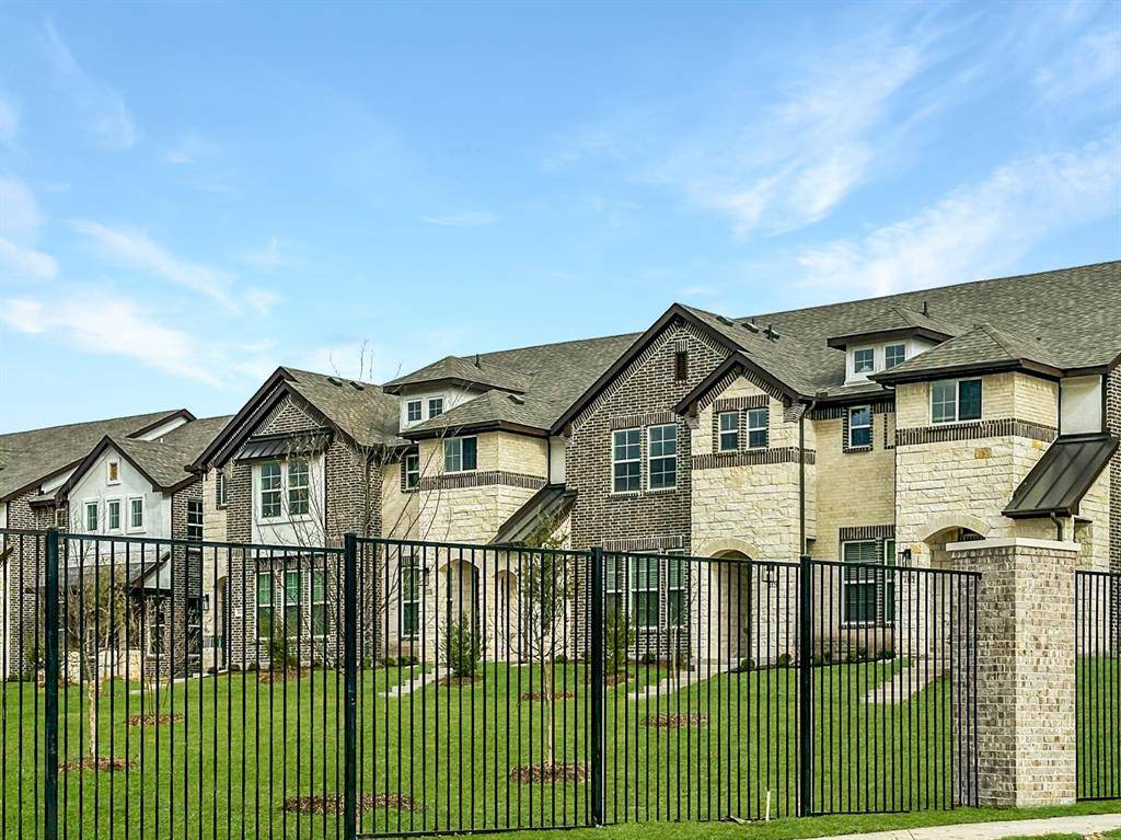 Grand Prairie, TX 75052,2923 Parks McCoy LN