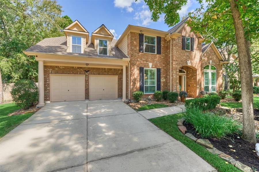 106 S Chantsong CIR, The Woodlands, TX 77382