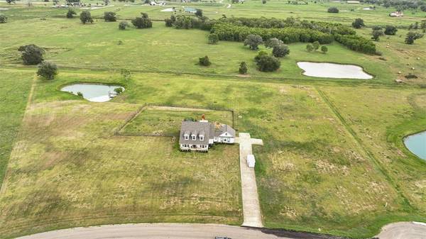 2710 Horseshoe LN, Rosharon, TX 77583