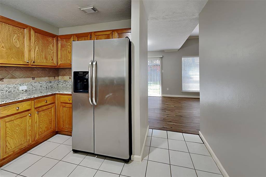 Spring, TX 77381,64 Hickory Oak DR
