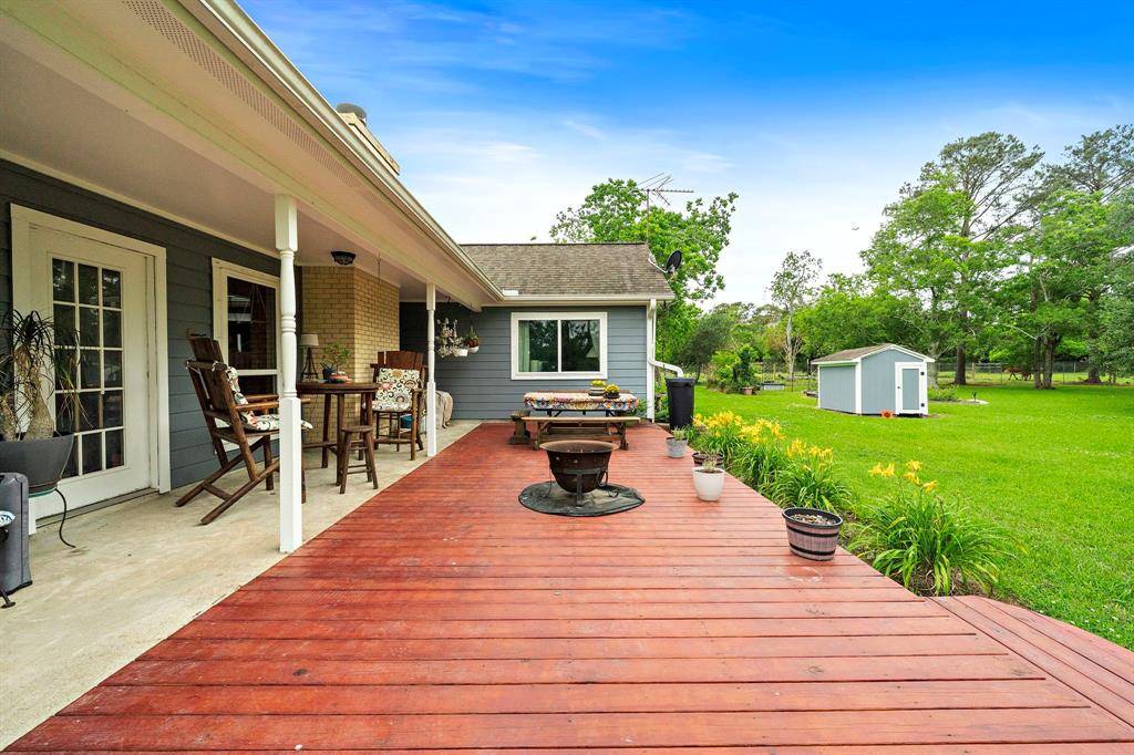 Alvin, TX 77511,927 County Road 423